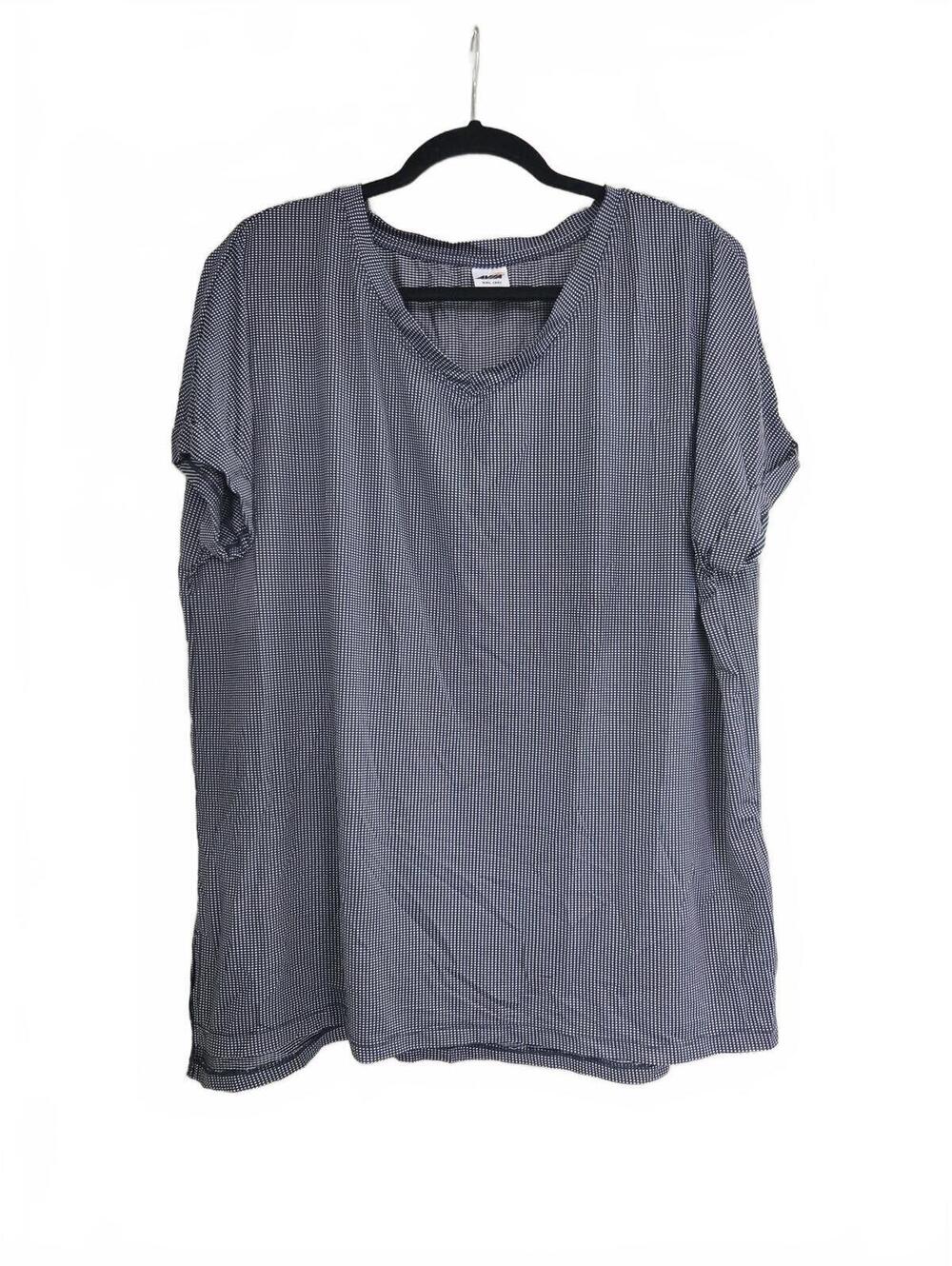 Avia Women's XXL (20) Navy and White Polyester Spandex Athletic Top